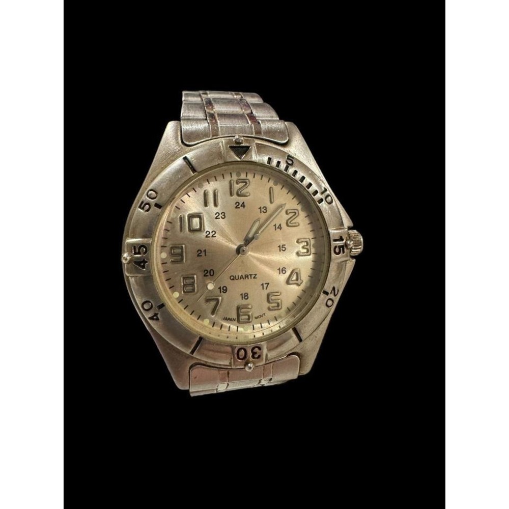Men's Quartz Watch with Second Hand